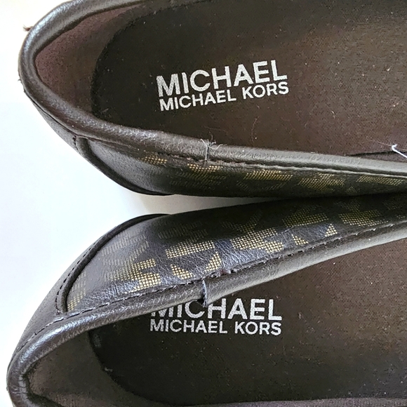 Host Pick 😀💕❗️• MICHAEL KORS • Flat Bow Monogram Ballet Flats SIZE 5 or 36 - Picture 6 of 10